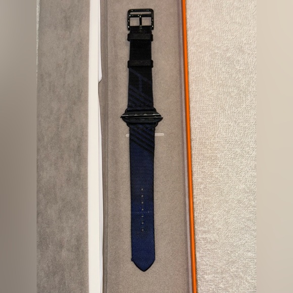 Hermes Noir/Bleu Apple Watch Band. Fits 40 to 45 Apple Watch. - Picture 3 of 6